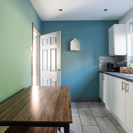 Fully Refurbished North Belfast Home Екстериор снимка