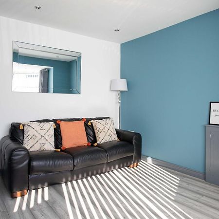 Fully Refurbished North Belfast Home Екстериор снимка