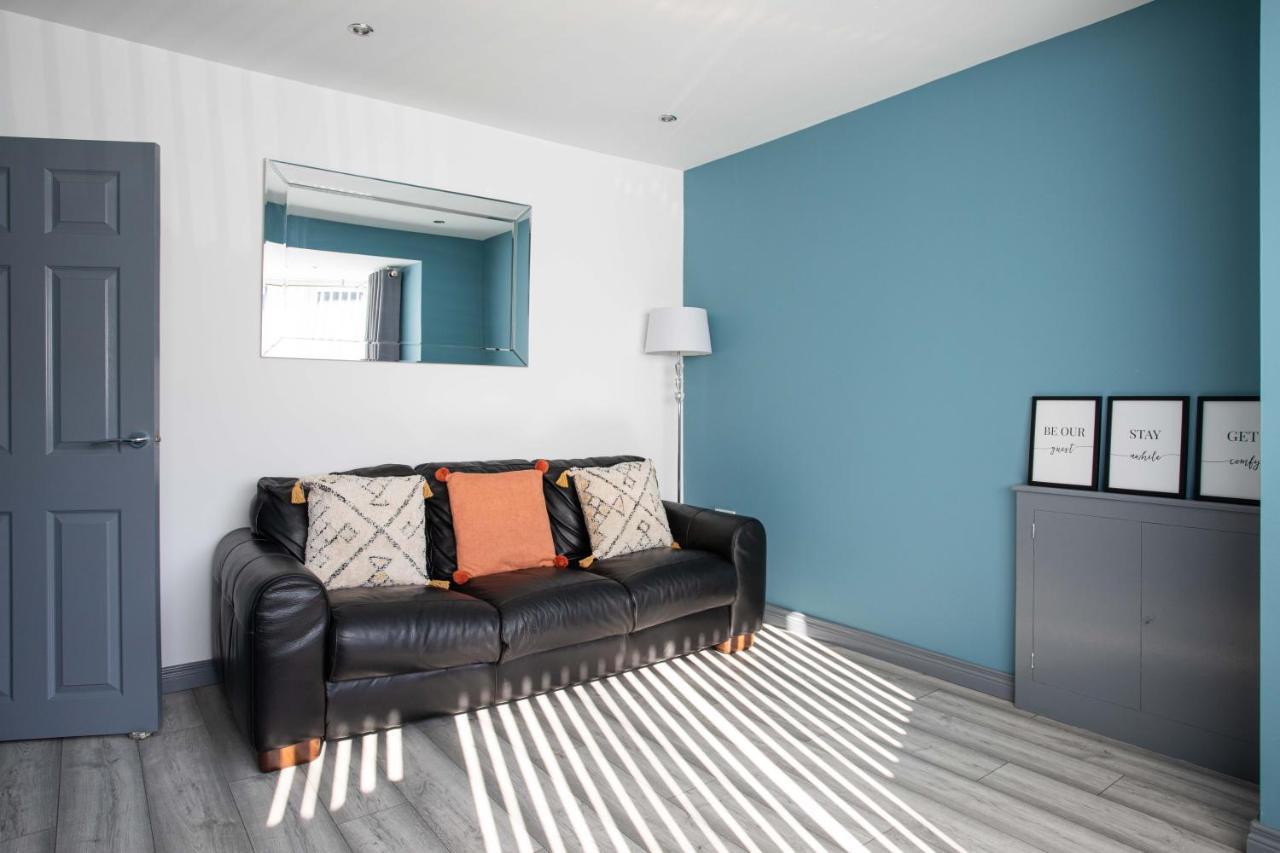 Fully Refurbished North Belfast Home Екстериор снимка