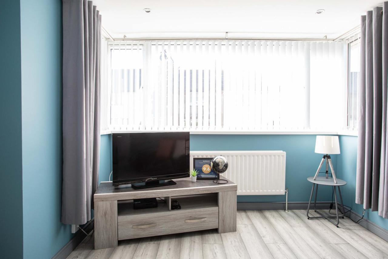 Fully Refurbished North Belfast Home Екстериор снимка