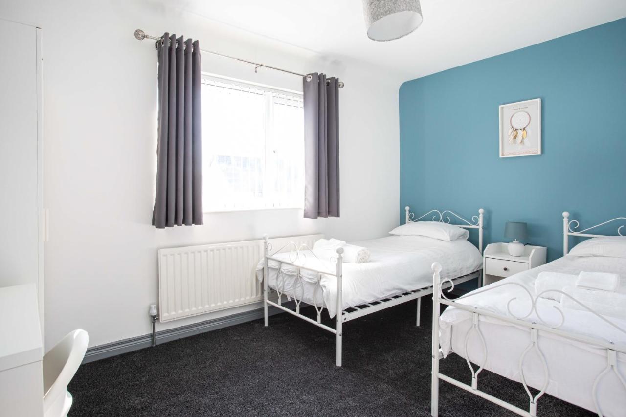 Fully Refurbished North Belfast Home Екстериор снимка