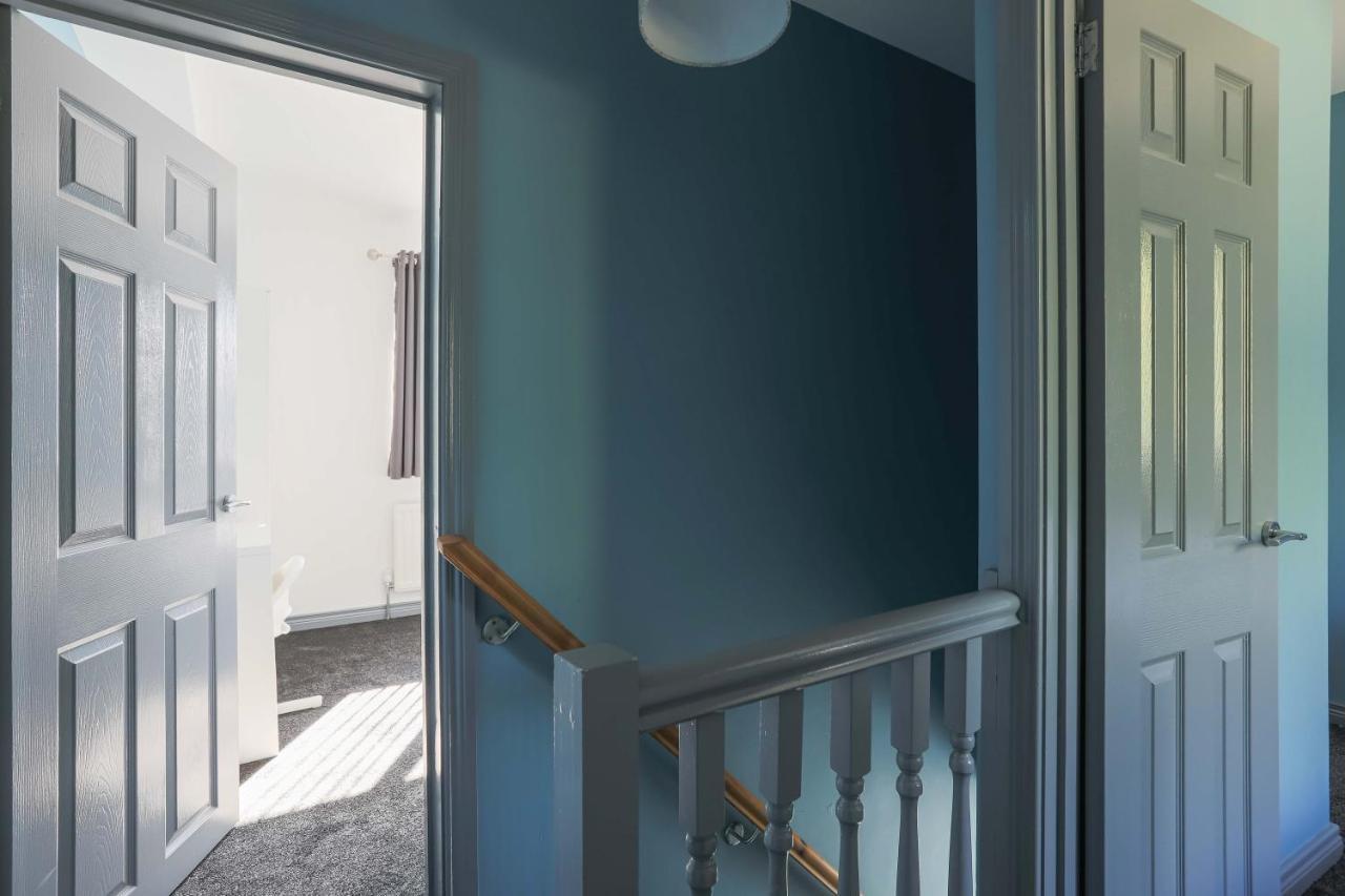 Fully Refurbished North Belfast Home Екстериор снимка
