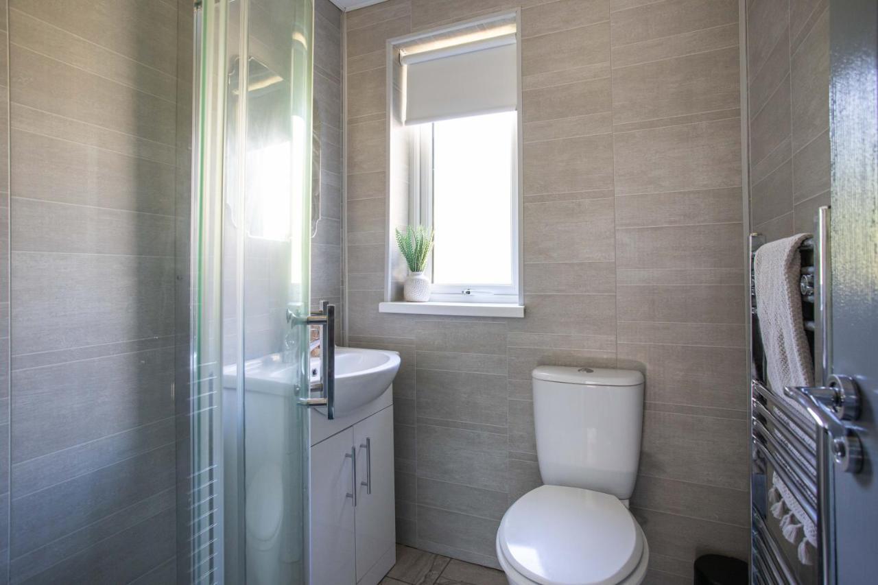 Fully Refurbished North Belfast Home Екстериор снимка