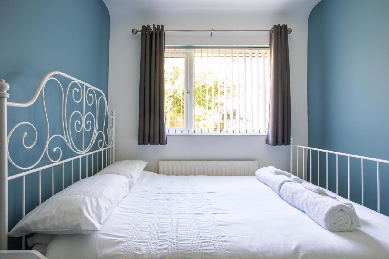 Fully Refurbished North Belfast Home Екстериор снимка